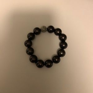 Black pearl bracelet